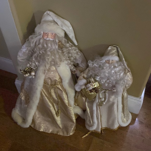 Two Victorian Santa’s - Picture 1 of 1